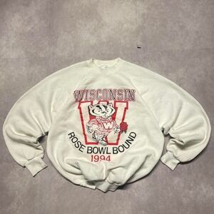 Vintage 90s Wisconsin Badgers Rose Bowl Graphic Crewneck Sweater